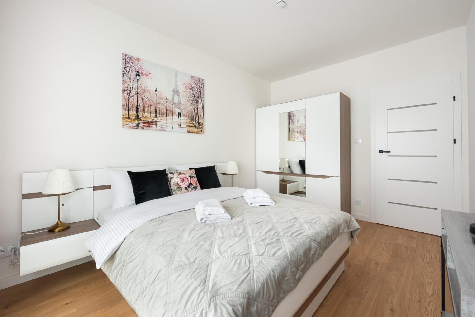 Brzeziny Deluxe Apartment Varşovia Exterior foto